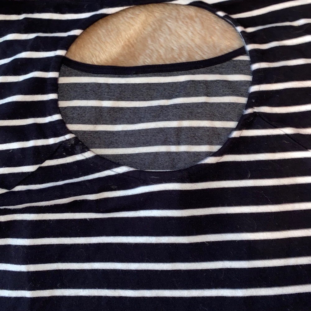 Top - Picture 3 of 3